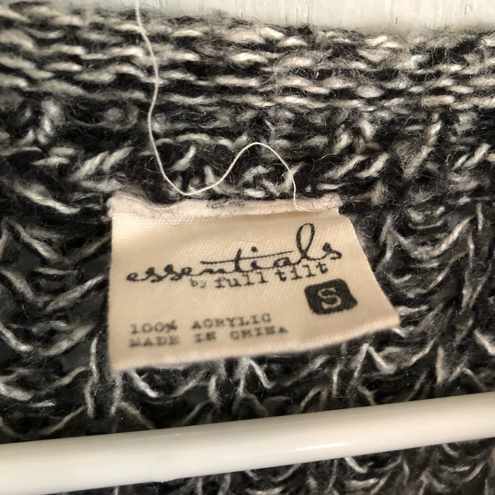 Cardigan - Picture 3 of 3